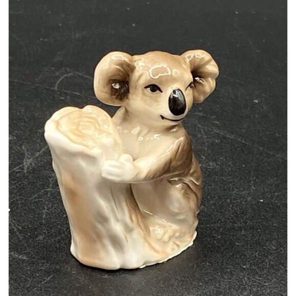 Miniature Koala Bear Figurine Ceramic 2” On Tree Branch Vintage Japan - Picture 4 of 6